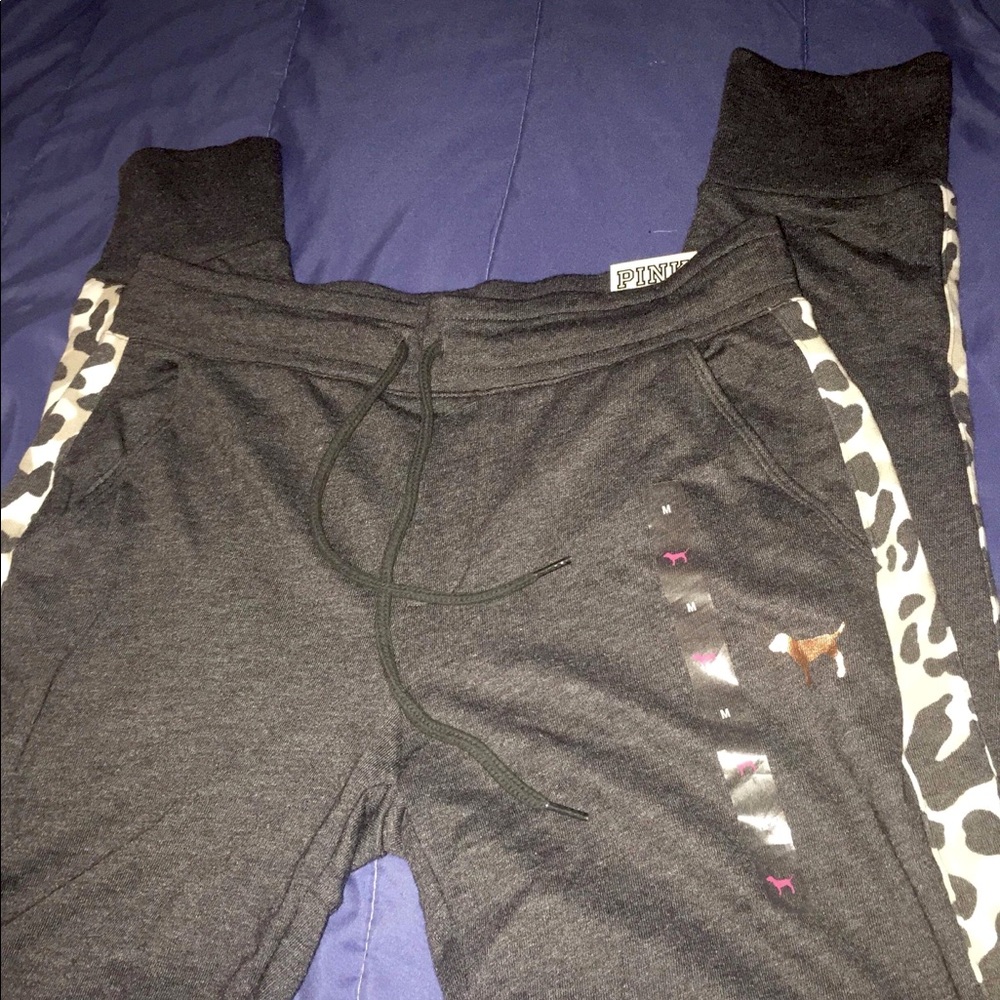 PINK cheetah joggers ✨